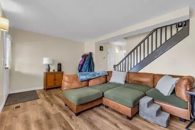 1425 E 5850 S #4E, South Ogden, UT 84405 - Photo 2