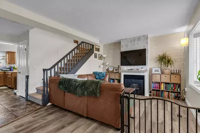 1425 E 5850 S #4E, South Ogden, UT 84405 - Photo 2