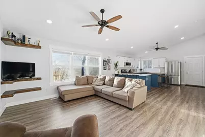 3423 E Windhover Cir, Eagle Mountain, UT 84005 - Photo 2