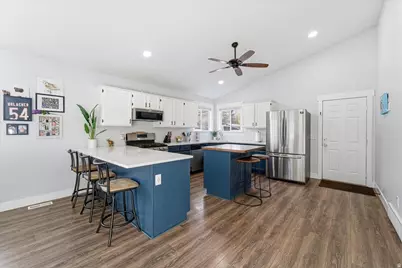 3423 E Windhover Cir, Eagle Mountain, UT 84005 - Photo 4