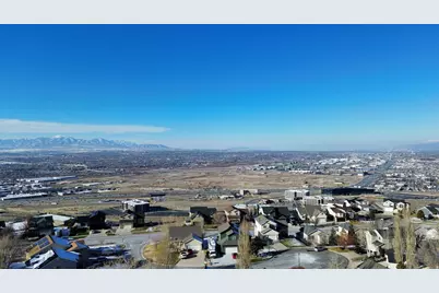 102 E Manilla Dr, Draper, UT 84020 - Photo 34