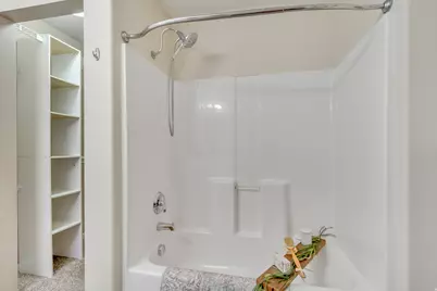 5213 W Dove Creek Ln, West Jordan, UT 84081 - Photo 14