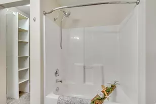 5213 W Dove Creek Ln, West Jordan, UT 84081 - Photo 14