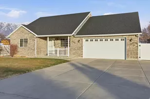 3582 N 3050 W, Farr West, UT 84404 - Photo 2