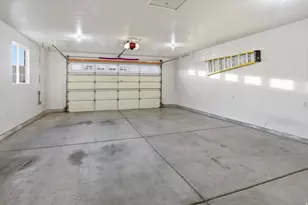 3582 N 3050 W, Farr West, UT 84404 - Photo 36