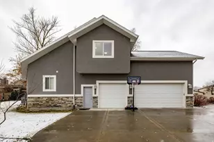 1826 E Spring Ln S, Holladay, UT 84117 - Photo 40