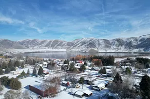 214 W Center St, Mantua, UT 84324 - Photo 2