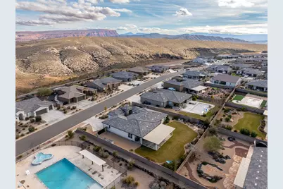 277 N Black Canyon Ave, Washington, UT 84780 - Photo 42