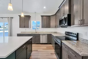 7803 N Sweetbriar Rd, Eagle Mountain, UT 84005 - Photo 6