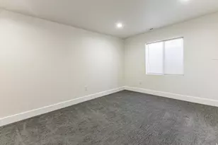 5297 W Ranches Park Ln, West Jordan, UT 84081 - Photo 16