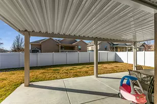 5297 W Ranches Park Ln, West Jordan, UT 84081 - Photo 22