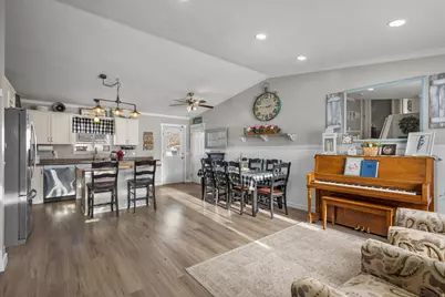 776 3 O Clock Dr, Tooele, UT 84074 - Photo 2