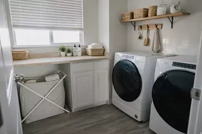 9142 N Kilkenny Way, Eagle Mountain, UT 84005 - Photo 18