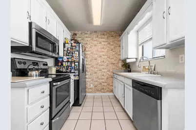 5235 S Glendon St W #H4, Murray, UT 84123 - Photo 10