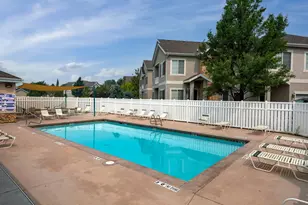 1077 S Canyon Dr, Provo, UT 84606 - Photo 30