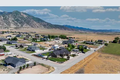 1405 S 200 W, Mona, UT 84645 - Photo 12