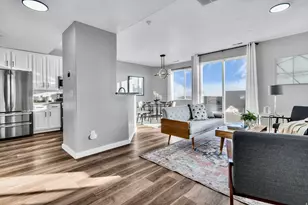 8459 S Ivy Gable Dr W, West Jordan, UT 84081 - Photo 2