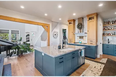 10924 S Paddle Board Way, South Jordan, UT 84009 - Photo 10