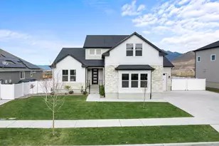 16037 S Coupler Ln, Bluffdale, UT 84065 - Photo 2