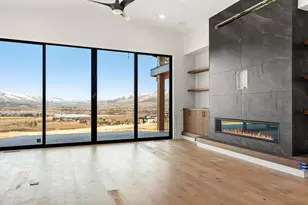 7554 E Dogwood Dr, Huntsville, UT 84317 - Photo 12