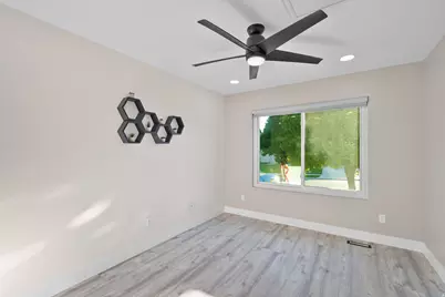 7692 N Decrescendo Dr, Eagle Mountain, UT 84005 - Photo 6