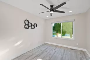 7692 N Decrescendo Dr, Eagle Mountain, UT 84005 - Photo 6