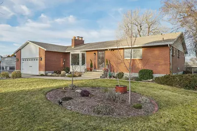 2964 W Continental Cir, Taylorsville, UT 84129 - Photo 4