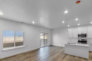 787 W 600 N, Smithfield, UT 84335 - Photo 2