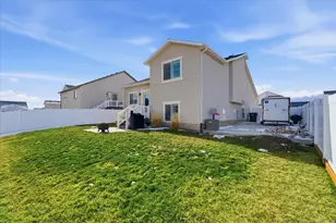 6548 N Fiona St, Eagle Mountain, UT 84005 - Photo 26
