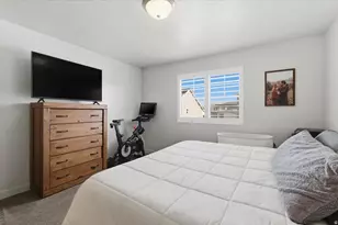 6548 N Fiona St, Eagle Mountain, UT 84005 - Photo 14