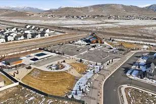 6548 N Fiona St, Eagle Mountain, UT 84005 - Photo 32