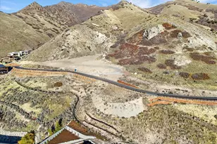 2438 S Cannon Pt Dr, Salt Lake City, UT 84109 - Photo 14