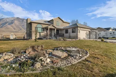 7362 Foothill Dr, Tooele, UT 84074 - Photo 4