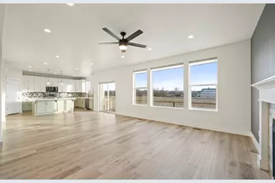 2637 W 3125 S, West Haven, UT 84401 - Photo 8