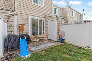 582 W 1950 N, Centerville, UT 84014 - Photo 18