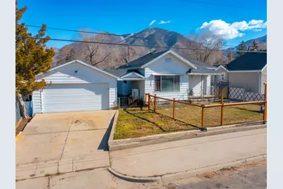 264 N 5th St, Tooele, UT 84074 - Photo 1