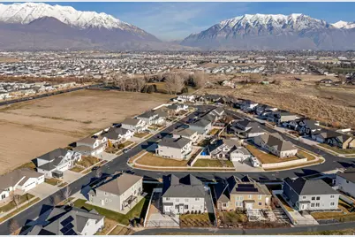 124 S Dry Creek Ln, Vineyard, UT 84059 - Photo 48