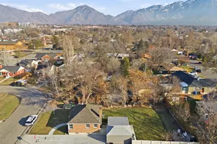 1010 E Lorraine Ave S, Salt Lake City, UT 84106 - Photo 4