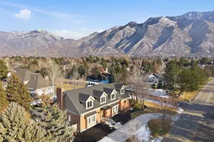 16 Gatehouse Ln, Sandy, UT 84092 - Photo 90