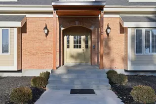 16 Gatehouse Ln, Sandy, UT 84092 - Photo 98