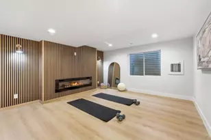 16 Gatehouse Ln, Sandy, UT 84092 - Photo 56