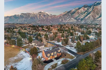 16 Gatehouse Ln, Sandy, UT 84092 - Photo 96