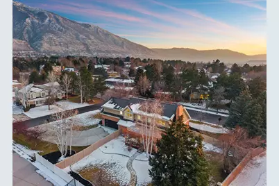 16 Gatehouse Ln, Sandy, UT 84092 - Photo 94