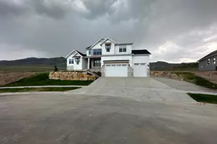 14 W 590 N, Salem, UT 84653 - Photo 1
