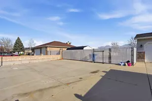 12495 S 3240 W, Riverton, UT 84065 - Photo 56