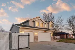 12495 S 3240 W, Riverton, UT 84065 - Photo 14