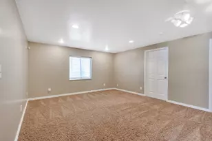 8403 S 6430 W, West Jordan, UT 84081 - Photo 20