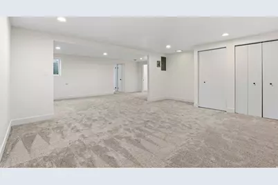 1492 E Sandy Hills Dr, Sandy, UT 84093 - Photo 24