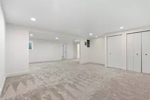 1492 E Sandy Hills Dr, Sandy, UT 84093 - Photo 24