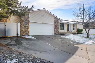 1492 E Sandy Dr, Sandy, UT 84093 - Photo 4